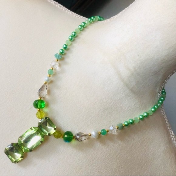 Handcrafted repurpose elegant green stone pendant Czech glass Pearl necklace